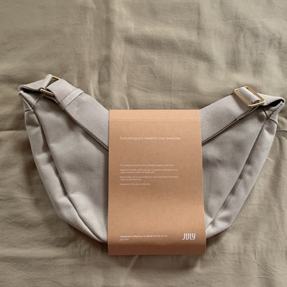 July Crescent Bag - Picture 3 of 11